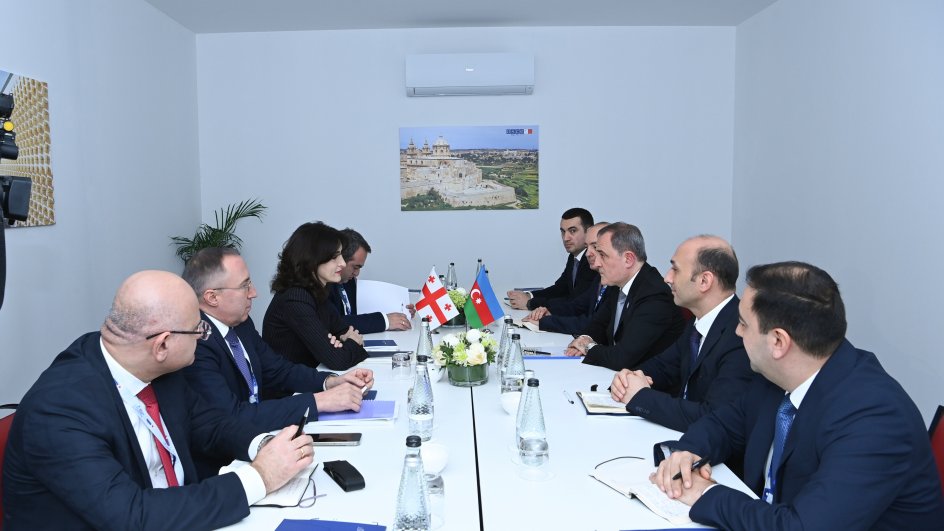 Azərbaycan və Gürcüstan arasında regional təhlükəsizlik məsələləri müzakirə edilib