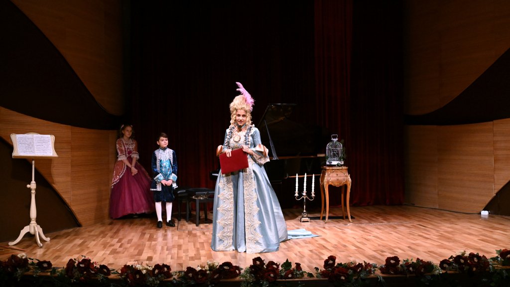 Beynəlxalq Muğam Mərkəzində Motsartın ölməz əsərləri səsləndirilib