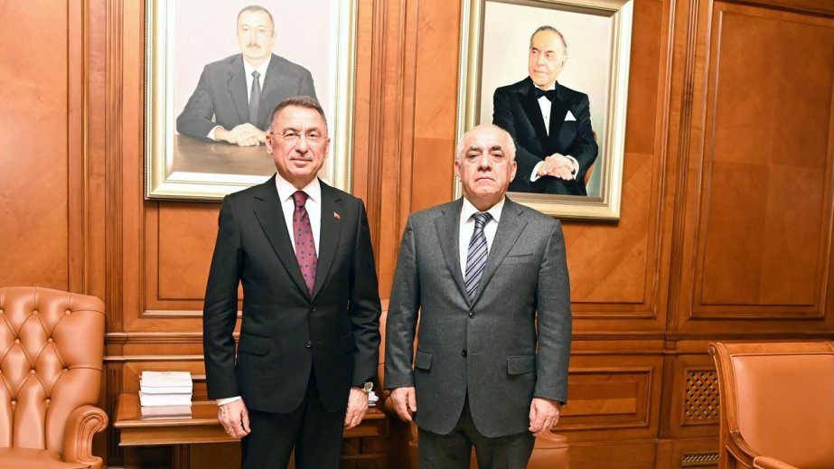 Baş nazir Əli Əsədov Türkiyə Böyük Millət Məclisinin komitə sədri ilə görüşüb