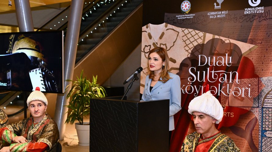“Dualı Sultan köynəkləri” sərgisinin açılışı olub