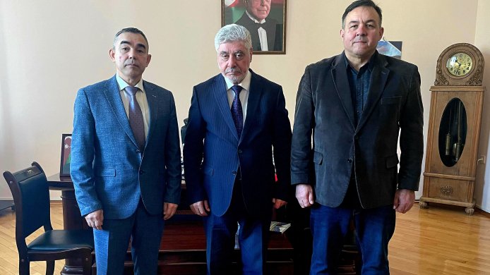 Tatarıstanlı alimlər Əlyazmalar İnstitutunda tədqiqat aparıblar