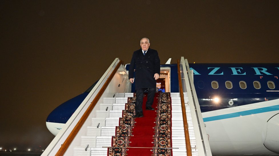 Baş nazir Əli Əsədov Moskvada işgüzar səfərdədir