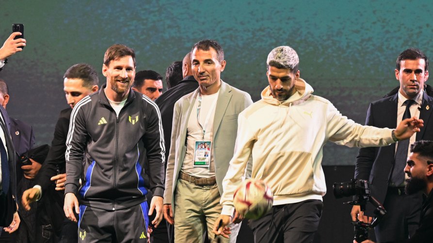 Messi ilə Bakıda görüş FOTO