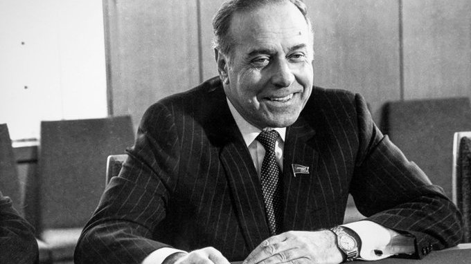 Türkiyə səfiri: Heydər Əliyevi vəfatının 21-ci ildönümündə rəhmət və hörmətlə anırıq