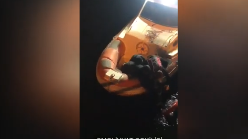 Bulvarda dənizdə batma təhlükəsi ilə üzləşən 21 yaşlı gənc xilas edildi (VİDEO)