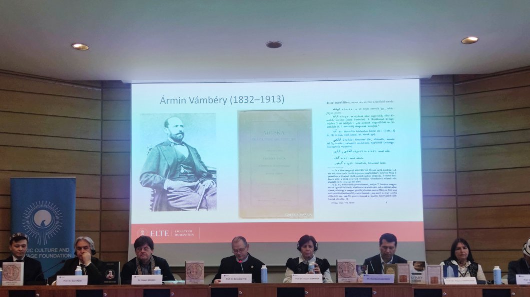 UNESCO-da “Divanü lüğat-it-türk”ün 950 illiyinə həsr edilmiş konfrans başa çatıb