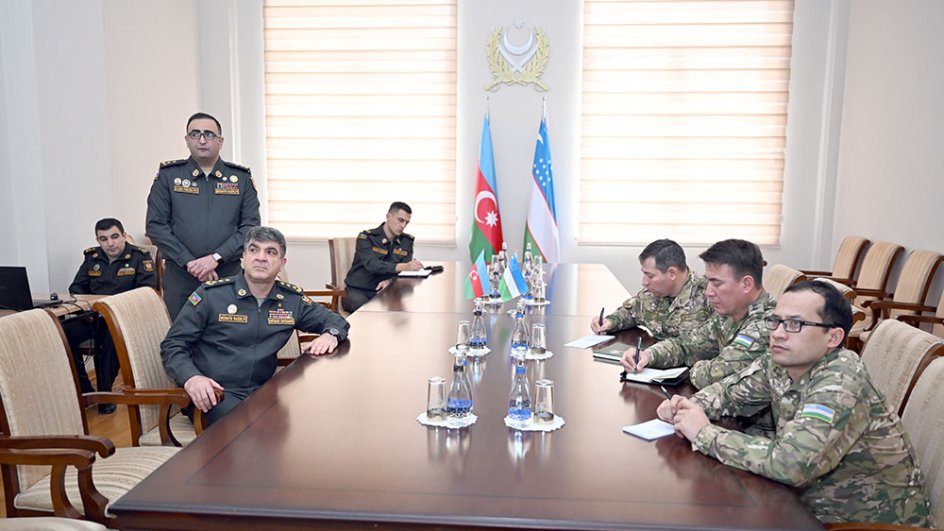 Azərbaycan və Özbəkistanın hərbi mütəxəssisləri arasında görüş keçirilib