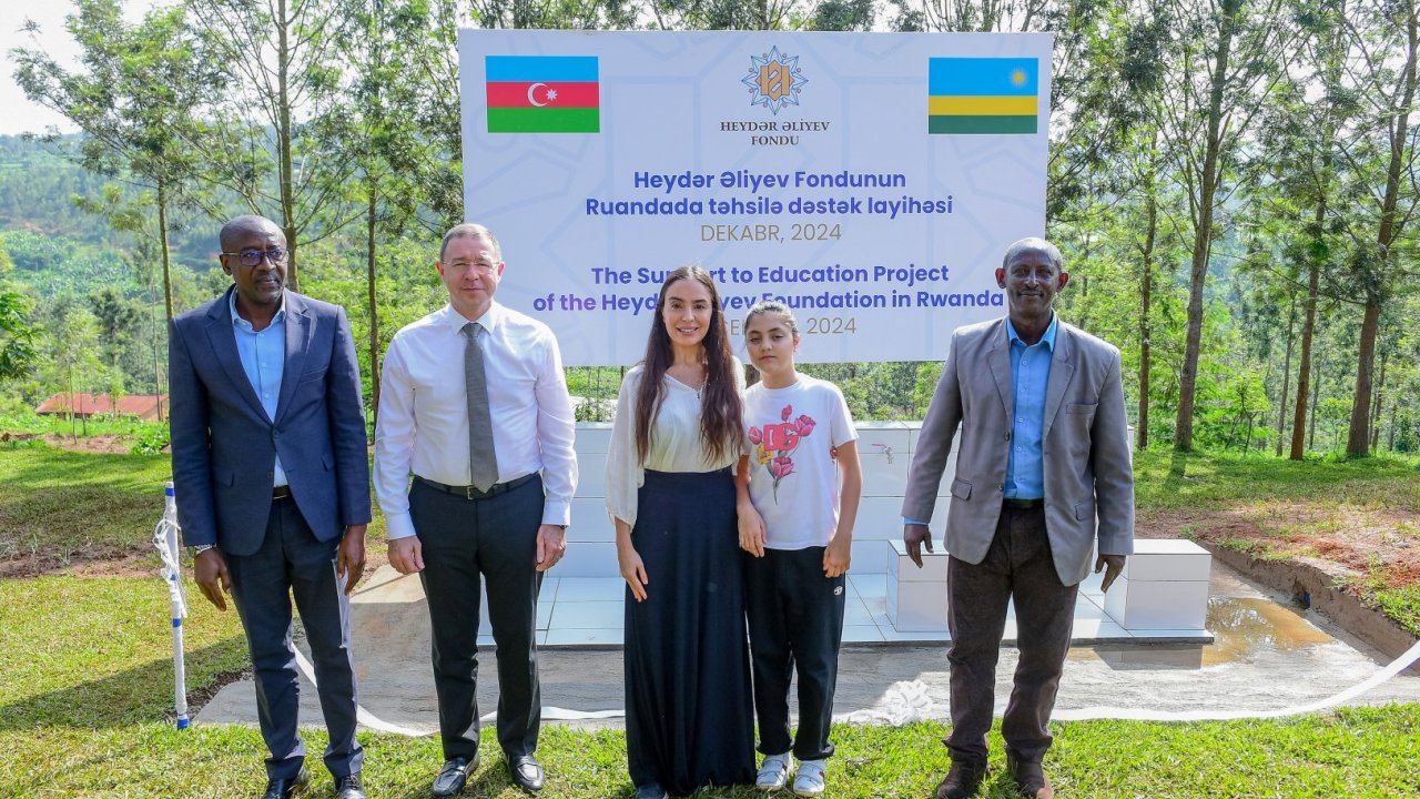Heydər Əliyev Fondunun dəstəyi ilə Ruanda məktəbi içməli su ilə təchiz olunub (FOTO)