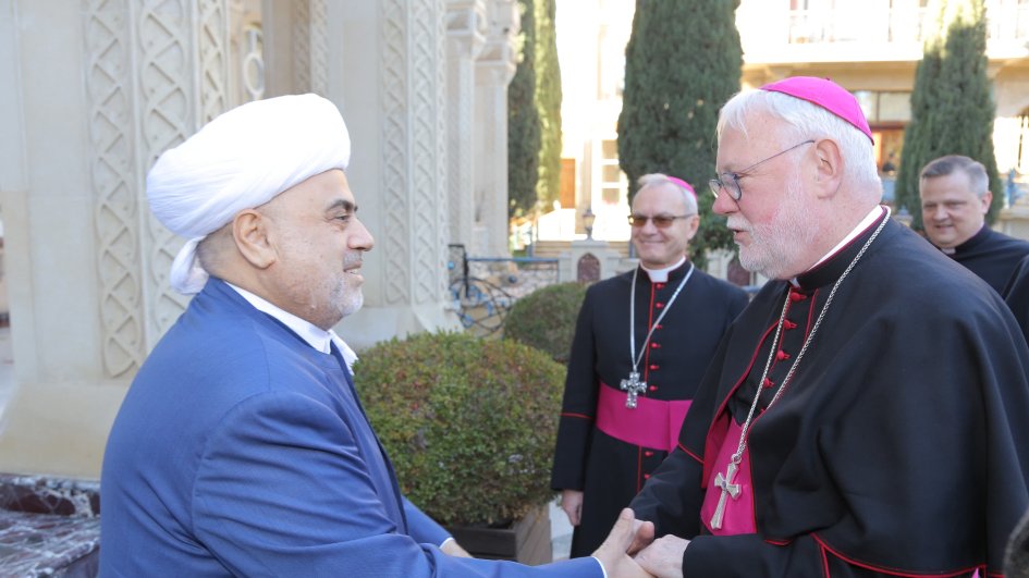 Müqəddəs Taxt-Tacın katibi Azərbaycan xalqının müxtəlif dinlərə qarşı tolerantlığından məmnunluğunu ifadə edib