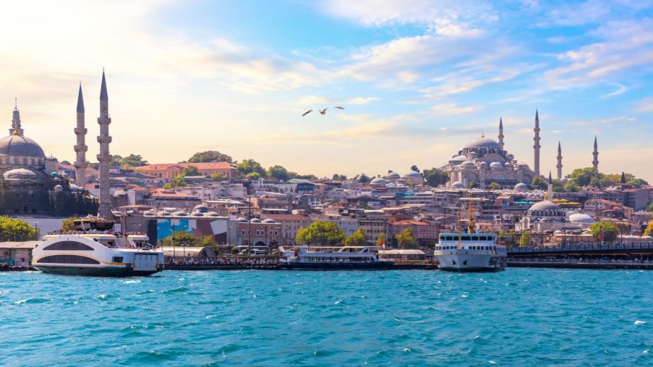 Rusiyalılar Türkiyədə mənzil alan əcnəbilər arasında liderdir