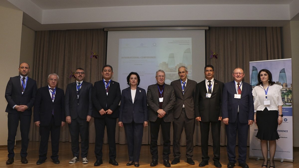 Dünya alimləri AzMİU-da Qarabağın yaşıl tikinti zonasına çevrilməsi mövzusunu müzakirə edirlər