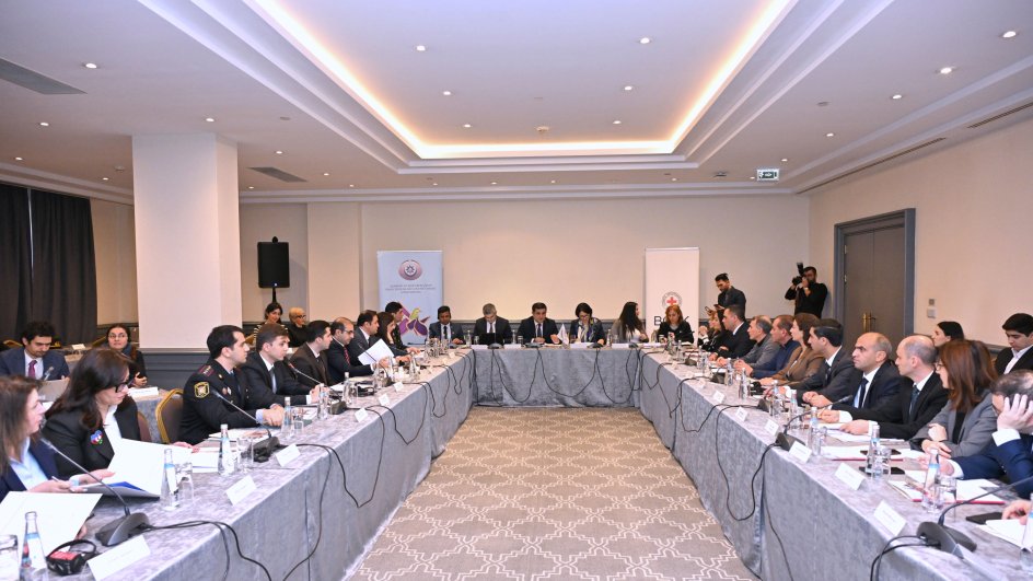 Bakıda Ombudsman Aparatı və Beynəlxalq Qızıl Xaç Komitəsi tərəfindən birgə seminar təşkil olunub