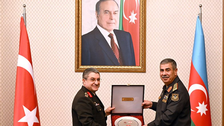 Türkiyənin Quru Qoşunları komandanı ölkəmizdə rəsmi səfərdədir VIDEO
