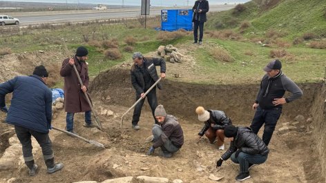 Siyəzəndəki “Şəhərgah” yaşayış yerində Erkən tunc dövrünə aid nümunələr aşkarlanıb