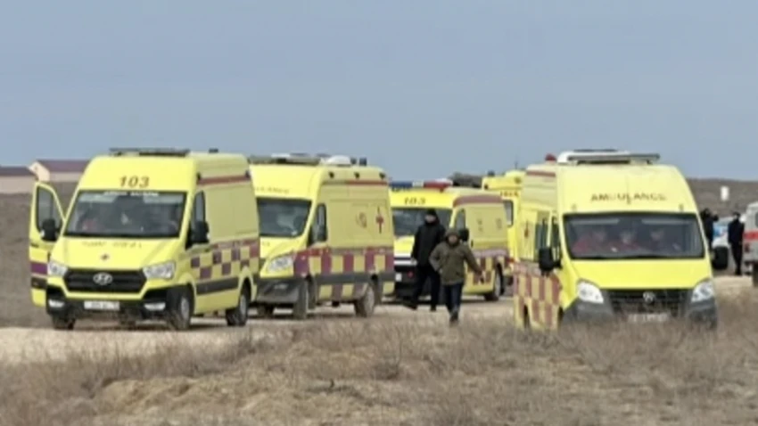 Aktau sakinləri təyyarə qəzasında yaralananlar üçün qan verməyə gedirlər