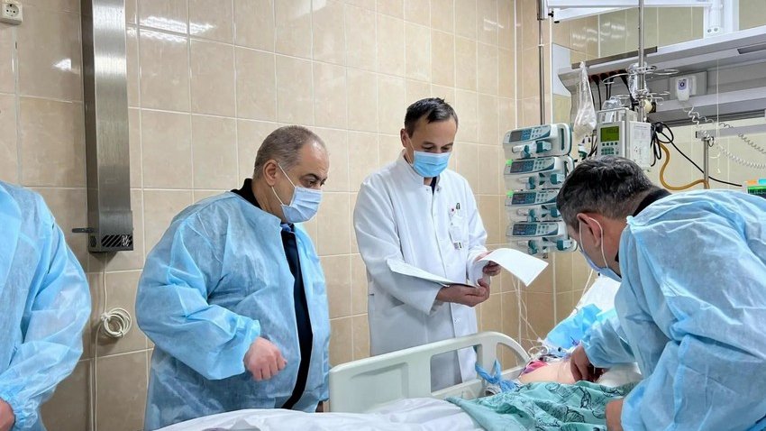 Qazaxıstan Səhiyyə Nazirliyi: Təyyarə qəzasında xəsarət alanlardan səkkizi süni tənəffüs aparatına qoşulub