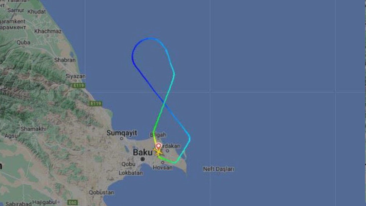 AZAL-ın Mineralnıye Vodıya uçan təyyarəsi geri dönüb