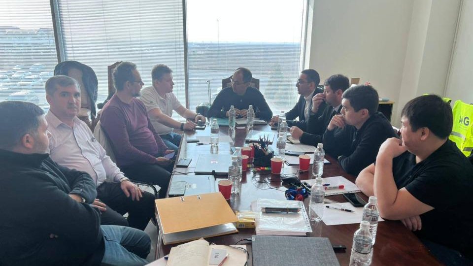 "Embraer" nümayəndələri təyyarə qəzasını araşdırmaq üçün Aktauya gəliblər