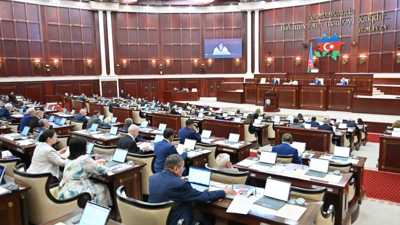 Milli Məclis Prezident İlham Əliyev və Birinci vitse-prezident Mehriban Əliyevaya təbrik  məktubları ünvanlayıb