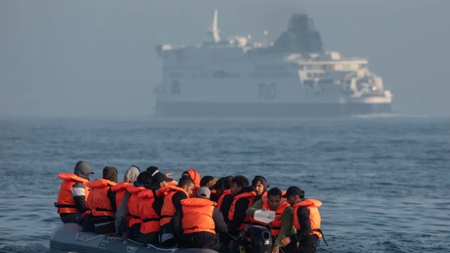 Bu il 61 nəfər La-Manş boğazından Britaniyaya qanunsuz yolla keçib