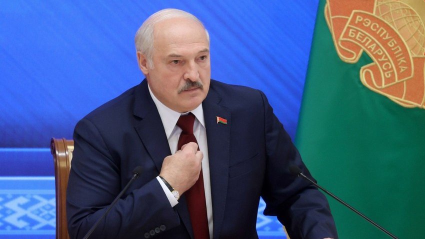 Lukaşenko: Ukraynadakı demokratiyadansa, Belarusdakı diktatura yaxşıdır