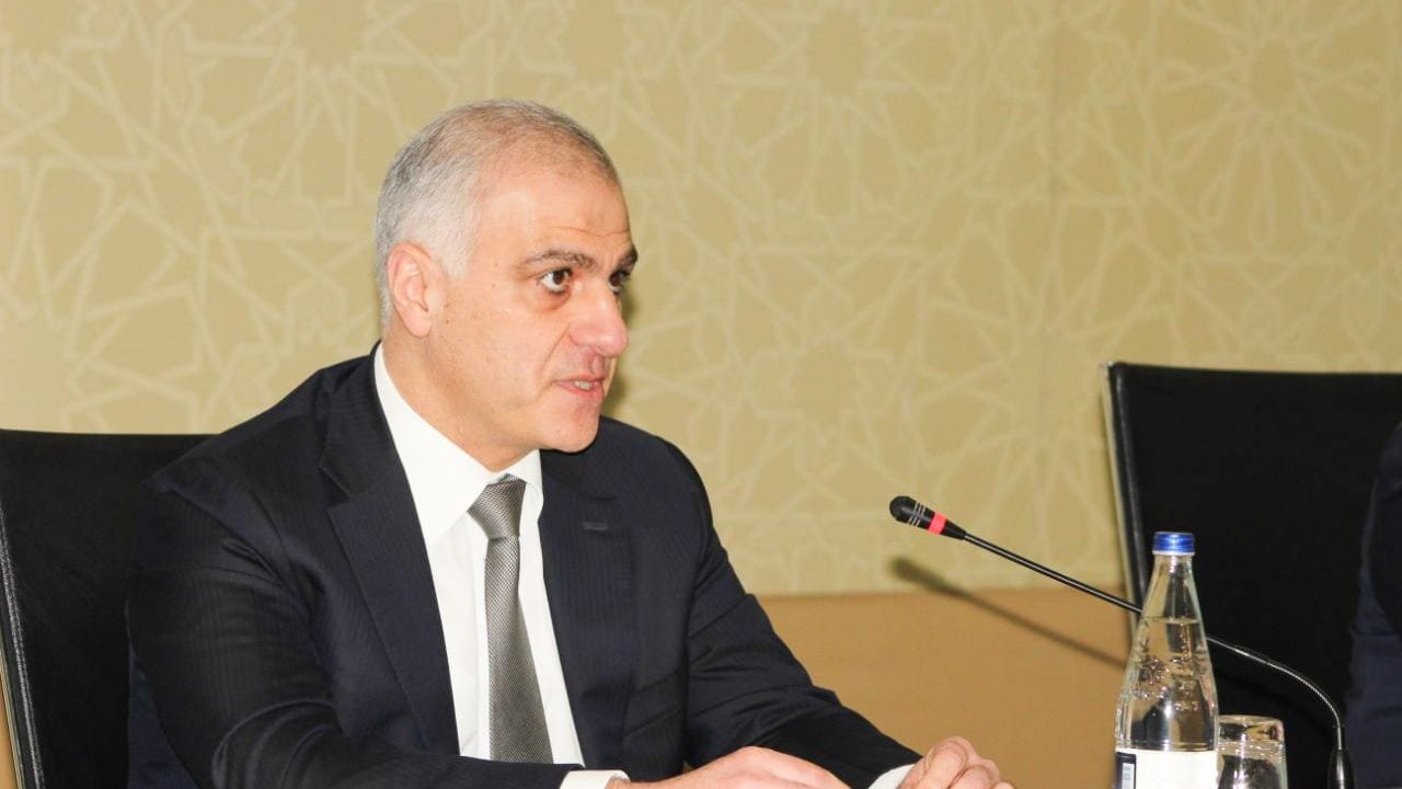Ötən il Azərbaycan ərazisindən 14,8 milyon ton tranzit yük daşınıb - Nazir müavini