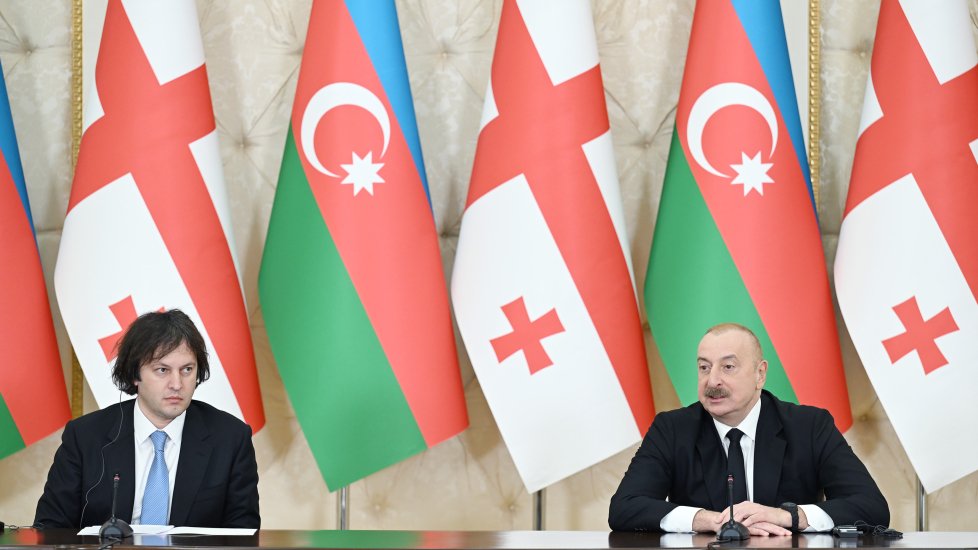 One-on-one meeting between President Ilham Aliyev, PM Irakli Kobakhidze kicks off