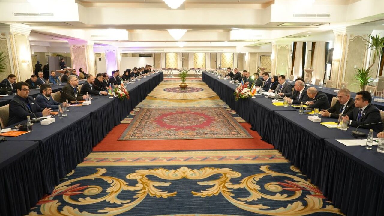 Iran-Azerbaijan joint economic commission meeting kicks off in Tehran