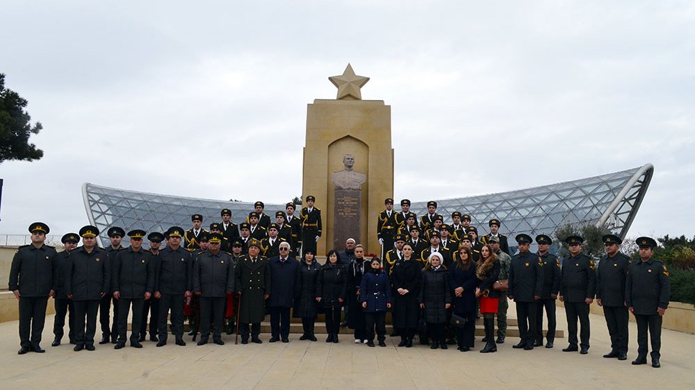 İki dəfə Sovet İttifaqı Qəhrəmanı Həzi Aslanovun 115 illiyi qeyd olunub