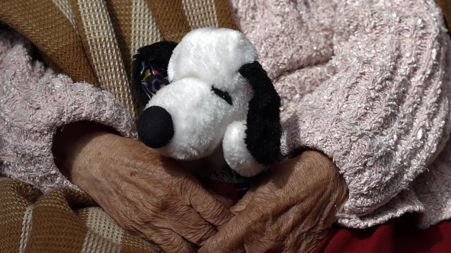 Alimlər Alzheimer xəstəliyinə səbəb ola biləcək nadir genetik mutasiya aşkarlayıblar - ARAŞDIRMA