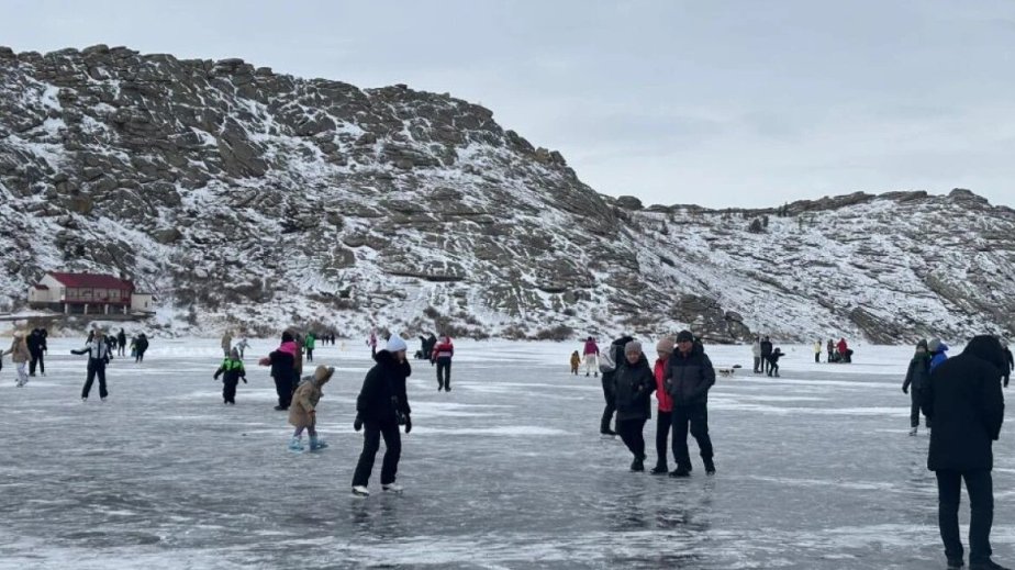 Şərqi Qazaxıstanda ən böyük təbii konkisürmə meydançası açılıb