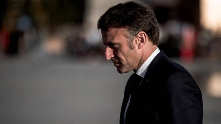 Emmanuel Makronun populyarlıq reytinqi ən aşağı səviyyəyə düşüb - Sorğu