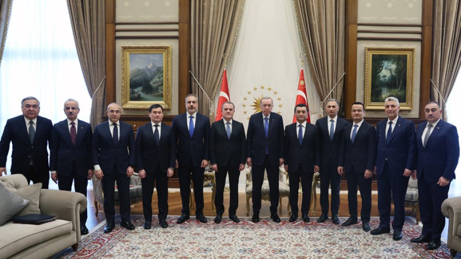 President Erdogan receives participants of Türkiye-Azerbaijan-Uzbekistan trilateral meeting