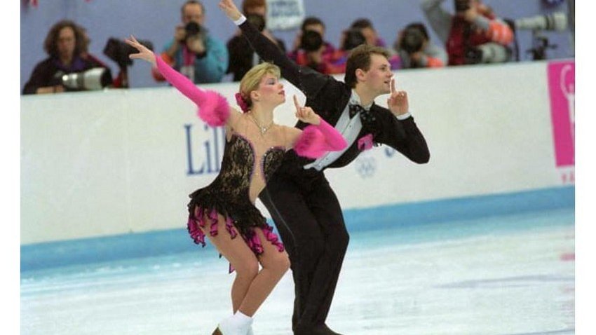 ABŞ-də qəzaya uğrayan təyyarədə fiqurlu konkisürmə üzrə dünya çempionları olub