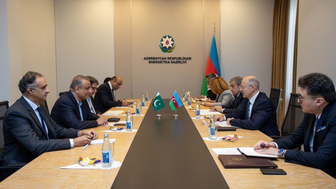 Azərbaycan və Pakistan enerji sahəsində ikitərəfli münasibətlərin inkişafını müzakirə edib