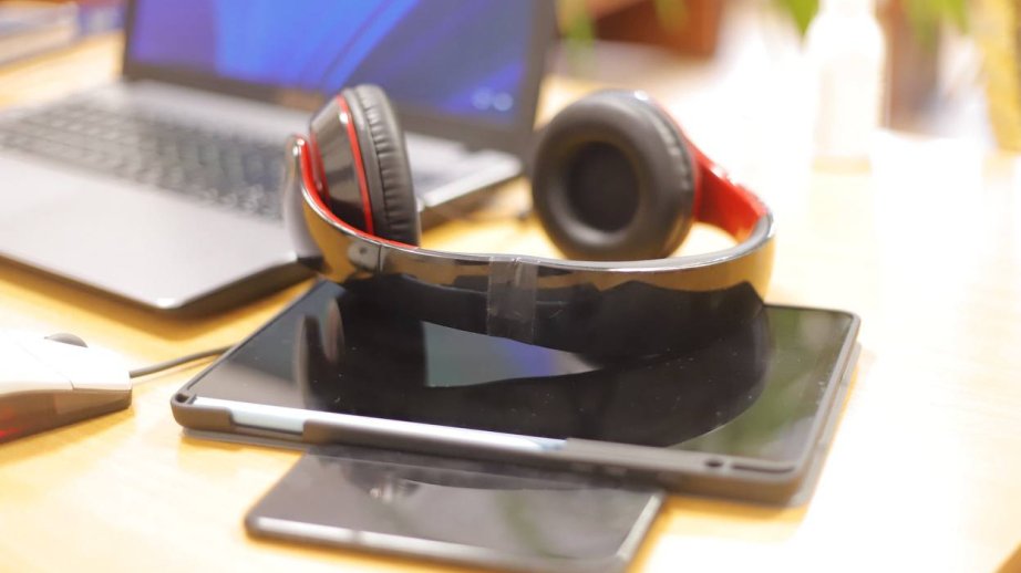 Fevralın 6-sı Ümumdünya Mobil Telefondan İmtina Günüdür