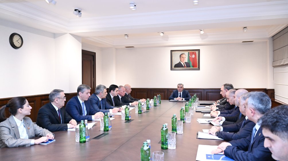 Korrupsiyaya qarşı mübarizə üzrə Komissiyanın iclası keçirilib