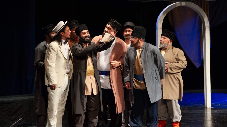 Naxçıvan Dövlət Milli Dram Teatrı Bakı səhnəsində çıxış edib