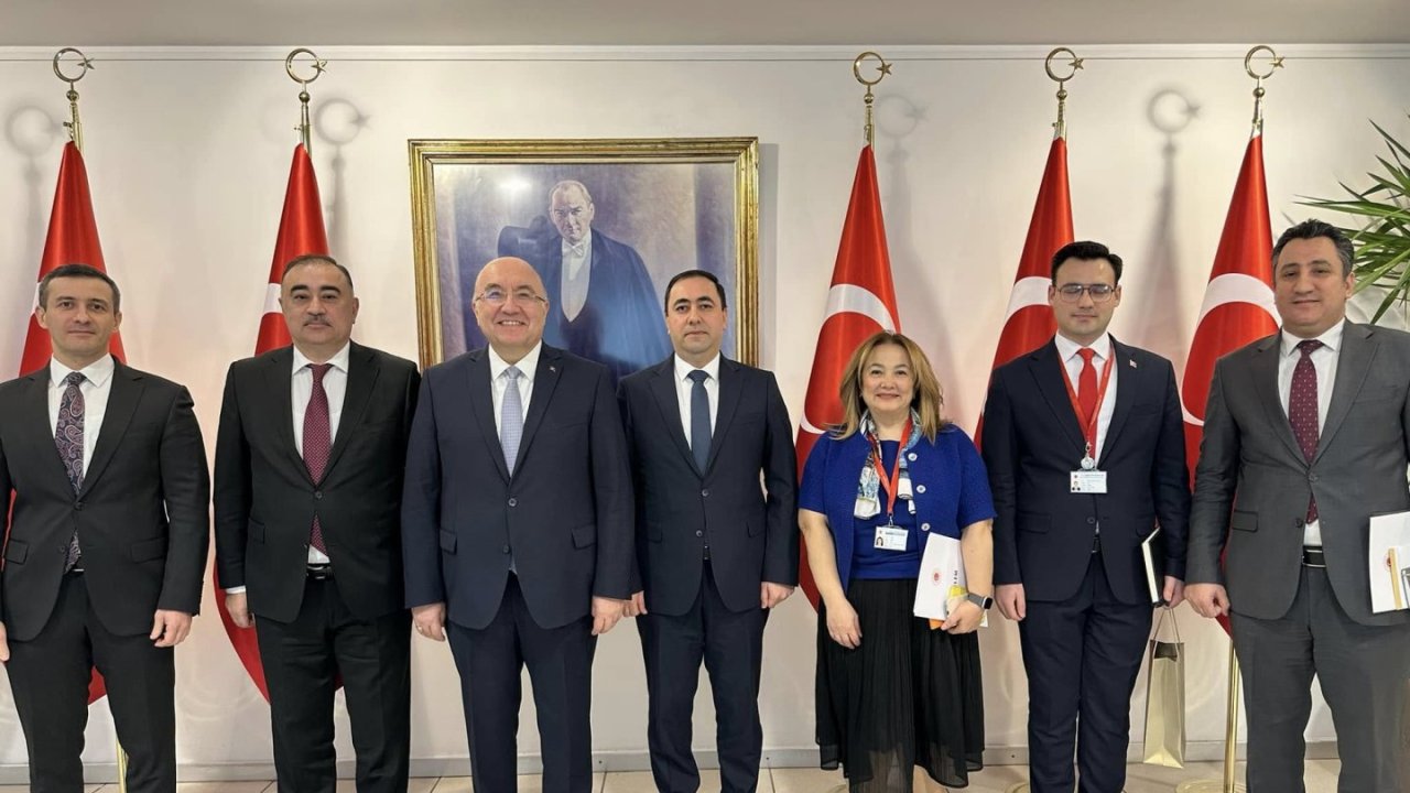 Azərbaycanla Türkiyə arasında siyasi məsləhətləşmələr keçirildi