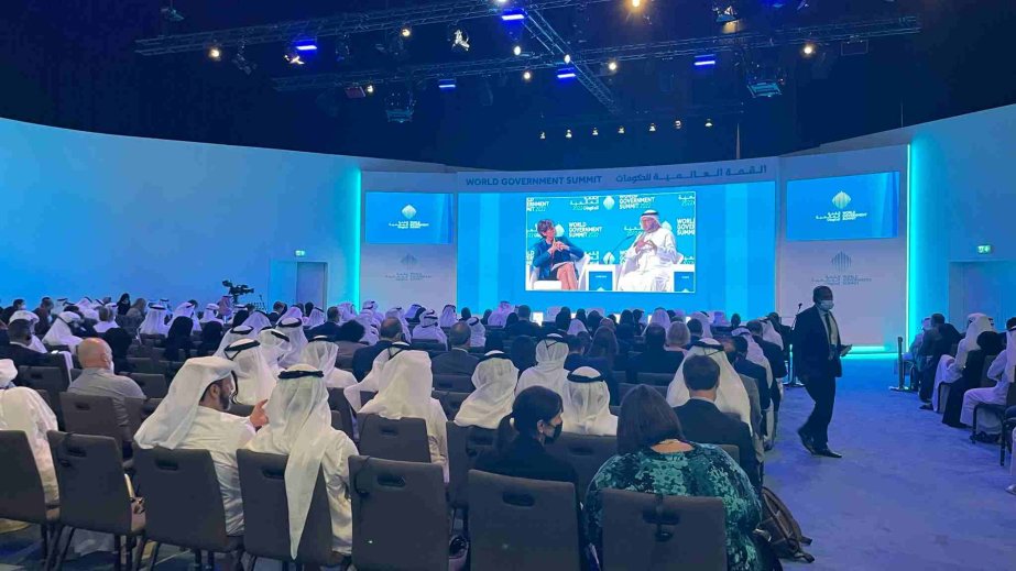 BƏƏ-nin naziri: 2050-ci ilədək 20 milyarddan çox robot insanlara xidmət edəcək