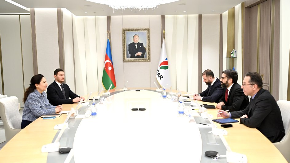 SOCAR and Asian Development Bank discuss potential cooperation opportunities