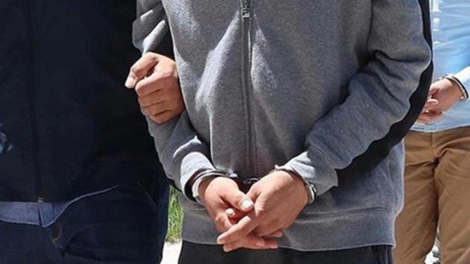 Türkiyədə FETÖ ilə əlaqəsi olmaqda şübhəli bilinən 17 həkim saxlanılıb