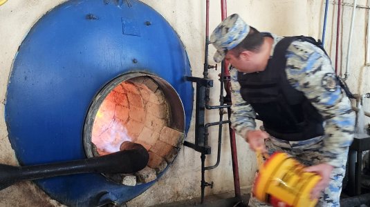 Gömrükçülər 1,4 tondan çox müxtəlif növ narkotik vasitələri və psixotrop maddələri məhv ediblər