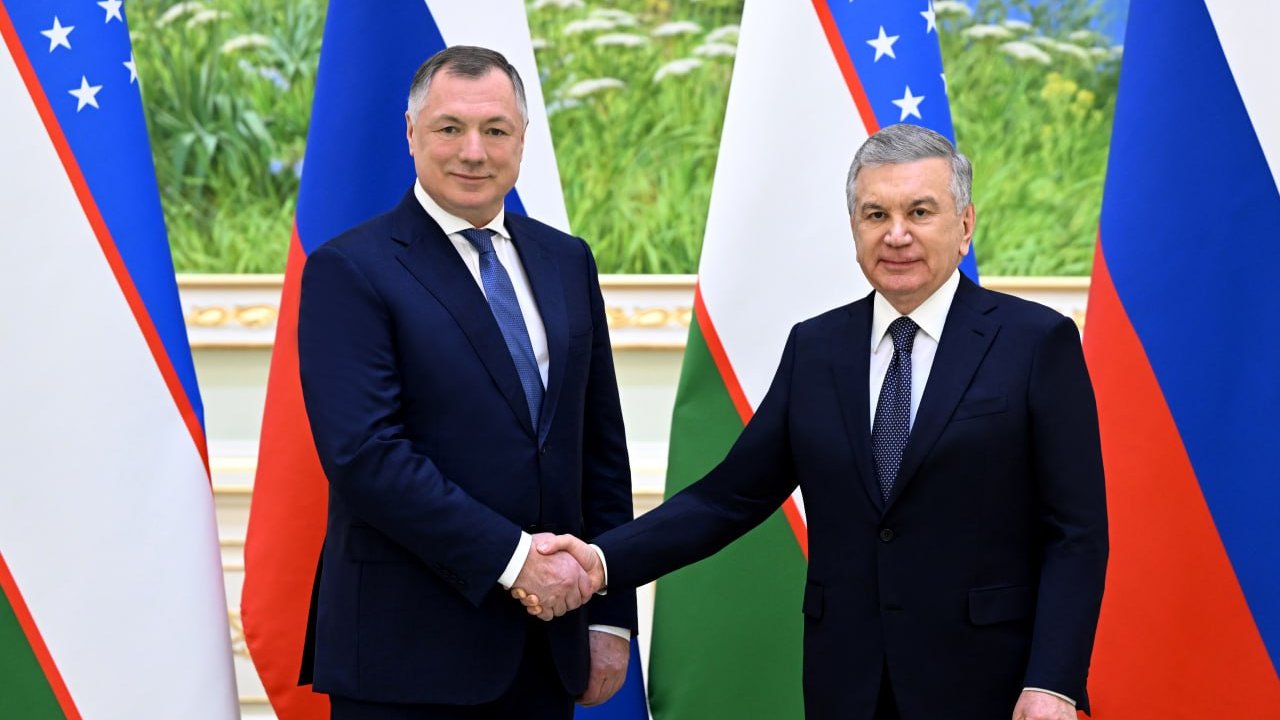 Uzbekistan, Russia discuss dev't of North-South transport corridor