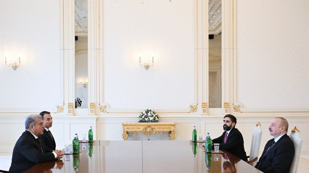 Prezident İlham ƏIiyev “Barselona” Futbol Klubunun prezidentini qəbul edib