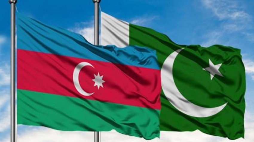 Pakistanlı politoloq: Bakı və İslamabad müdafiə sahəsində əməkdaşlığı genişləndirə bilər