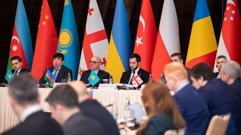 Trans-Xəzər marşrutu üzrə Beynəlxalq Assosiasiyanın Hüquqi Şəxslər Birliyinin işçi qrupunun iclası keçirilib