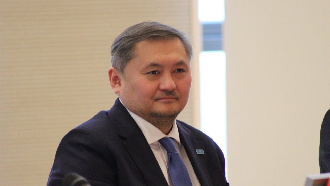 Qazaxıstan öz müəllim heyətini Qarabağ universitetinə göndərməyə hazırdır