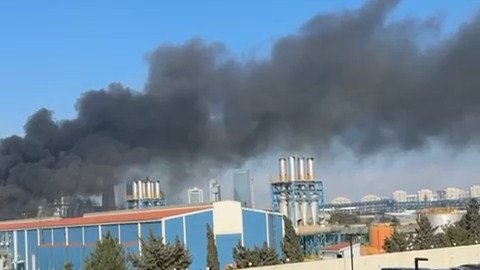 ETSN əməkdaşları da Neft Emalı Zavodundakı yanğınla bağlı ərazidədirlər