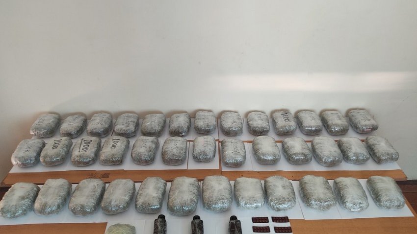 İrandan Azərbaycana 42 kiloqramdan çox narkotikin keçirilməsinin qarşısı alınıb